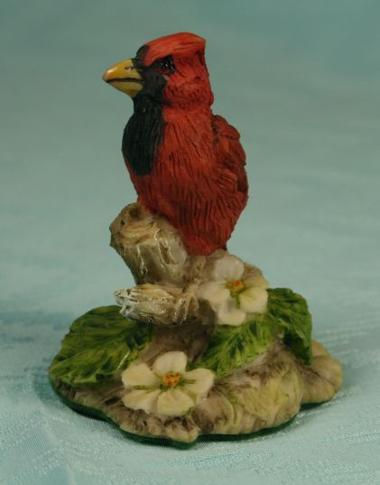 Male Cardinal - Staffordshire English Porcelaim - Click Image to Close