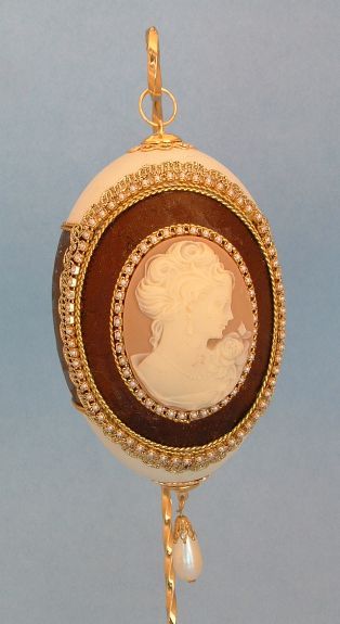 Toffee and Ivory Cameo Egg I Kit - Click Image to Close