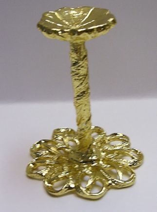 #LB096 Tall Woven Ribbon Scroll Stand - Gold - Click Image to Close