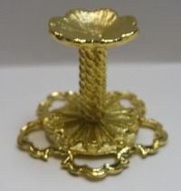 #LB066/42 Scalloped Scroll/Floral Stand - Gold